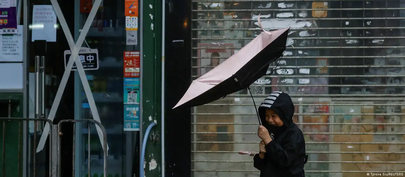 Typhoon Koinu brings floods to Hong Kong