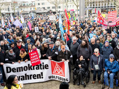Germany: More demos against far-right, AfD slips in polls