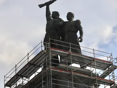 Bulgaria starts dismantling Soviet monument in Sofia