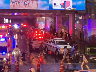 Thailand: Police arrest teen over deadly mall shooting