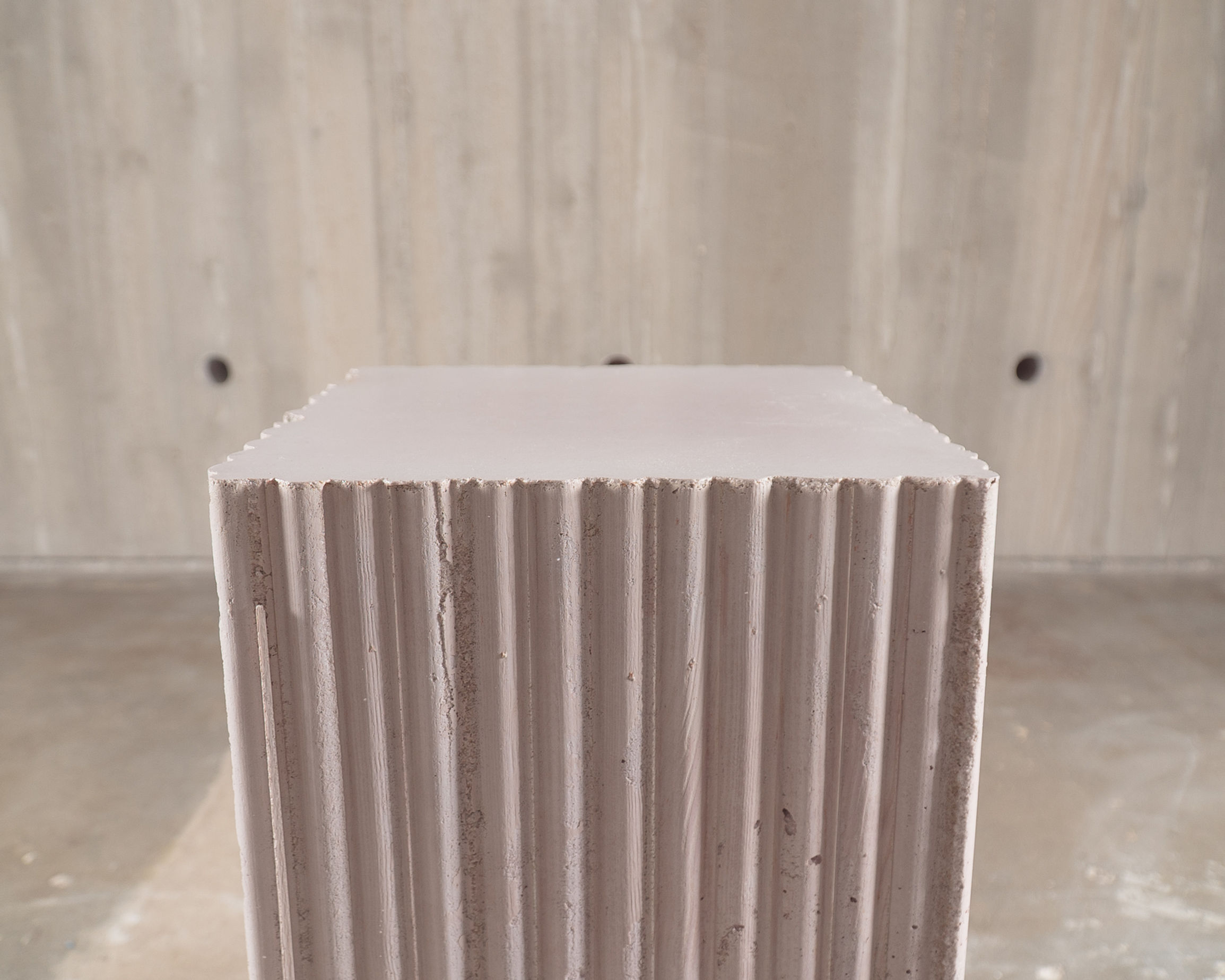 side detail view fluted blush pink pedestal