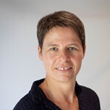 Myriam BIGEARD technicienne de laboratoi