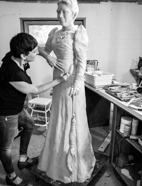 Clay of Lillie-Suzie Hallier Sculpture.jpeg