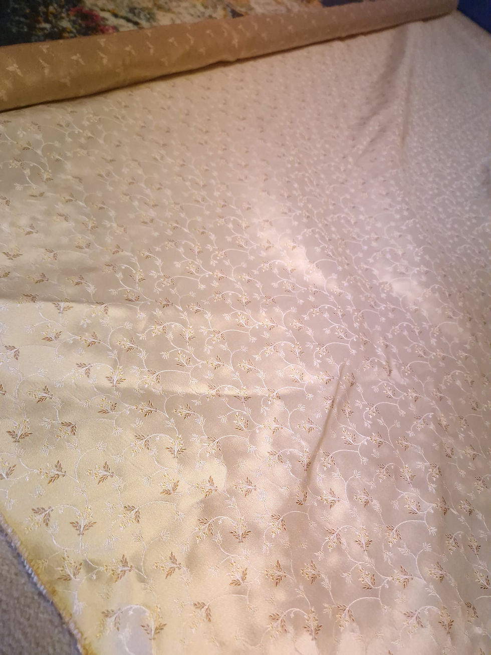 Thumbnail: Pale Gold Sprigged Silk Remnant