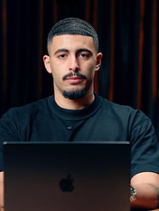 majd_portrait.jpg