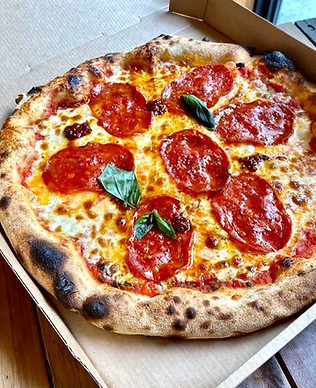 pizza%20picante_edited.jpg