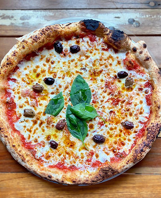 pizza margherita gustino pizza.jpg
