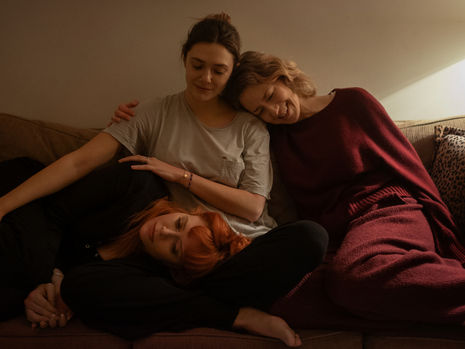 'His Three Daughters' review: Come back home so you don't have to face the grief alone
