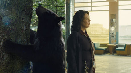 Quick Reviews: 'Cocaine Bear', 'Empire Of Light' | Bear Goes Crazy, Olivia Colman Goes To A Cinema