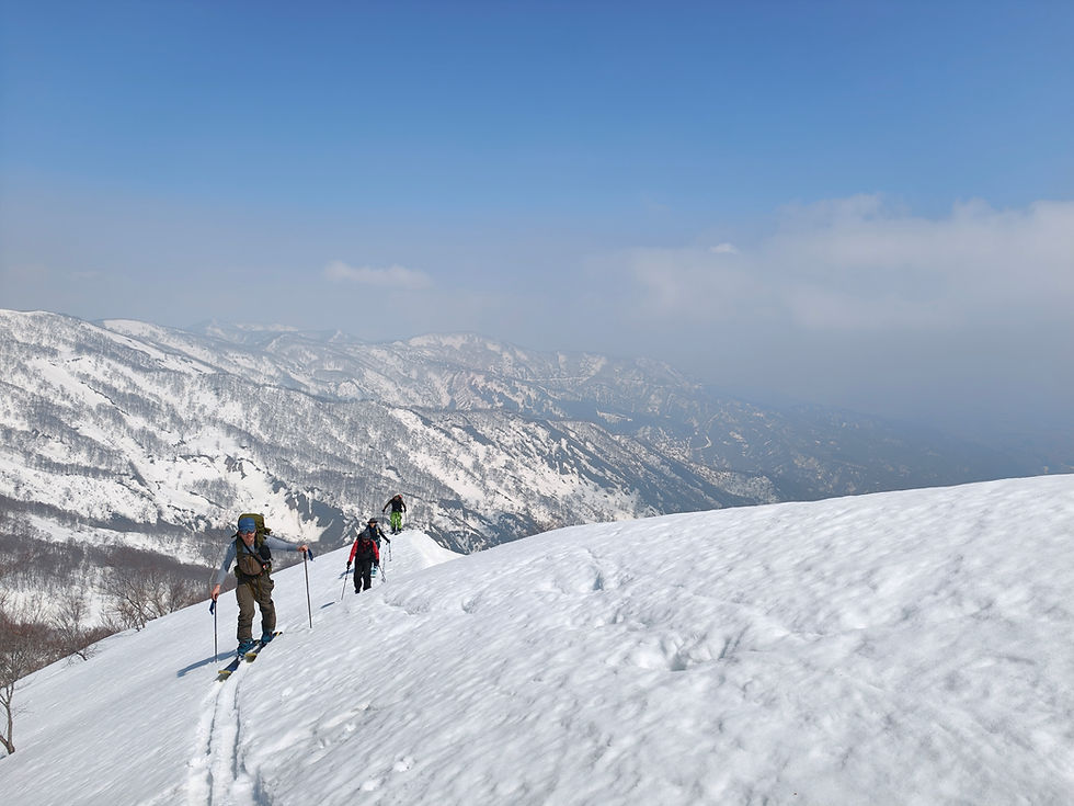 粟立山 ツアースキーの魅力