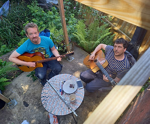 Garden jam May 2022.jpg