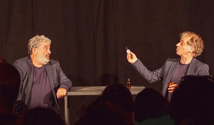 spectacle tout public, spectacle auvergne, cirque, théâtre, seul en scène