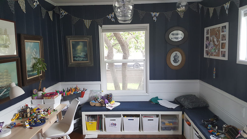 Current entry/play room