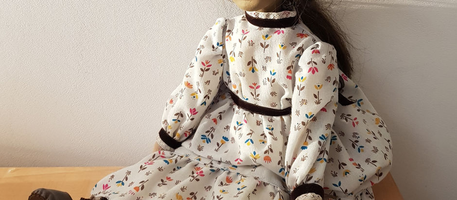 PUPPEN AUS WOLLISHOFEN