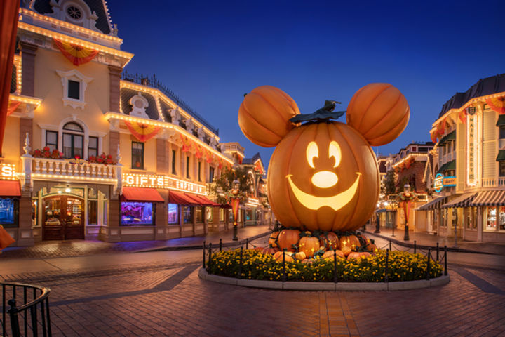 Mickey’s Not-So-Scary Halloween Party 2025: Must-Try Spooky Food at Magic Kingdom