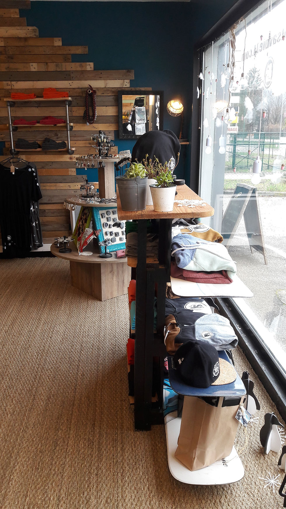 vitrine hot savoie 74