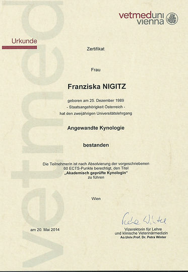 akademisch geprüfte Kynologin