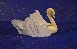 1:25 SWAN BOAT