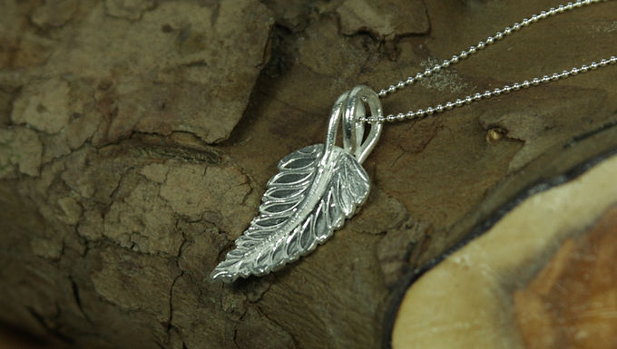 5344 - Curved fern leaf