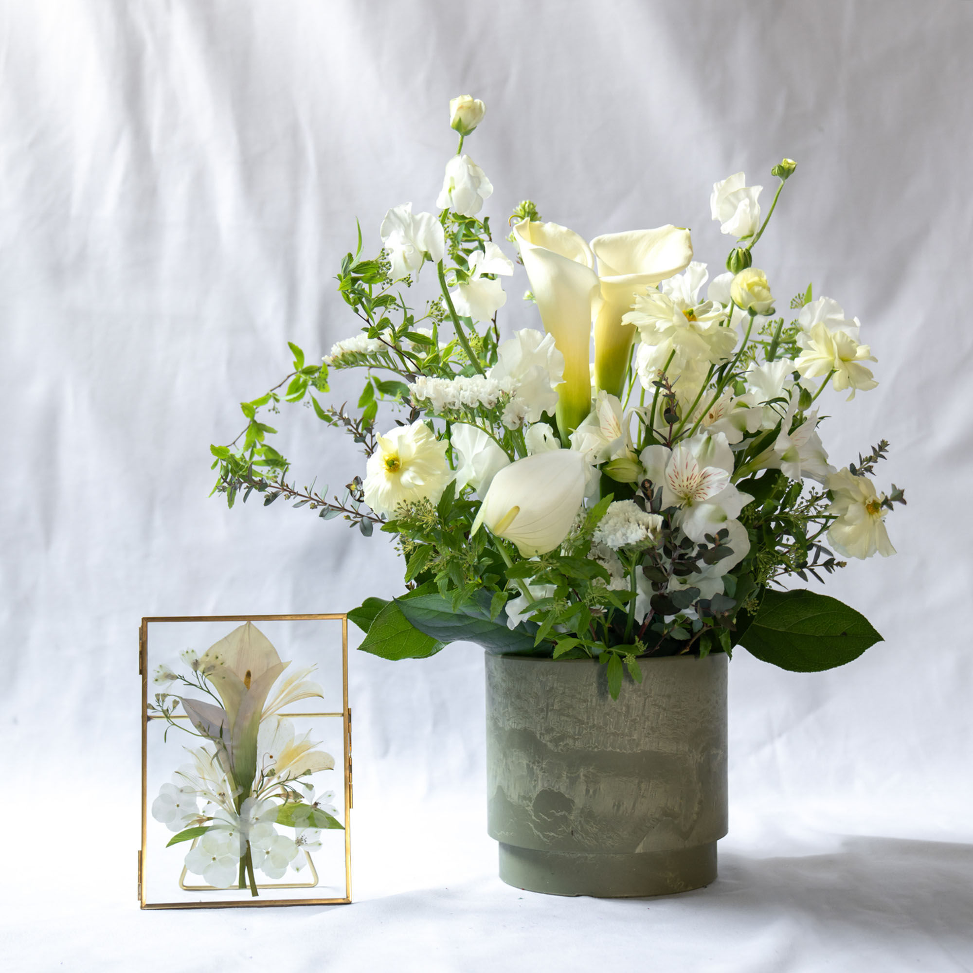 《お悔やみ・お供え用》フューネラルフラワーアレンジメント & アフターブーケ Set Mサイズ