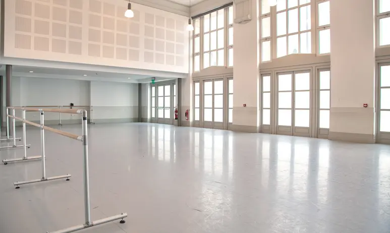 seaside room.jpeg