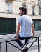 photo style dans les rues de bordeaux