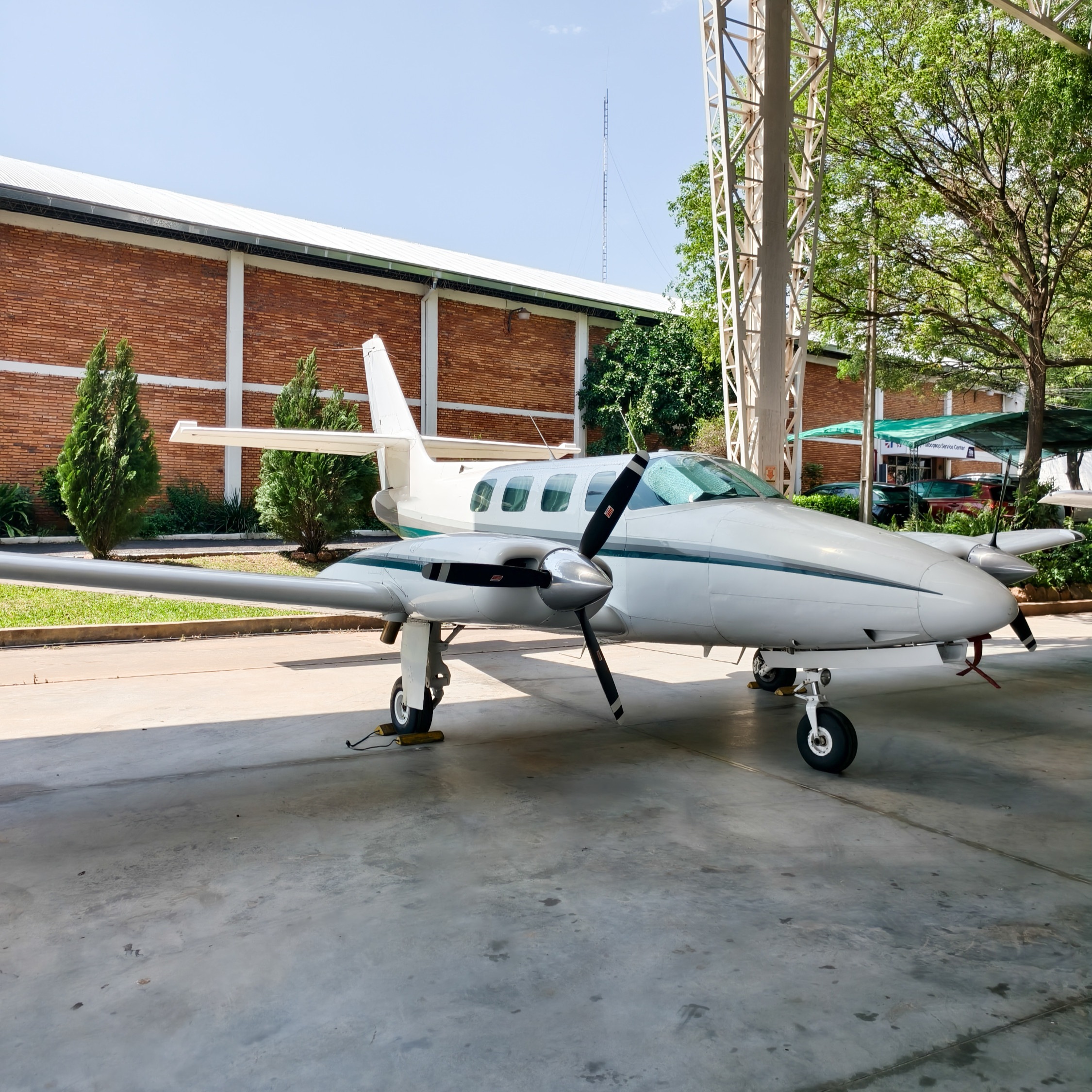 Cessna T303 Año 1982
