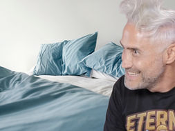 Schettini: "Rifai il letto appena sveglio? Meglio di no: ecco cosa succede tra le lenzuola. È una questione di fisica"