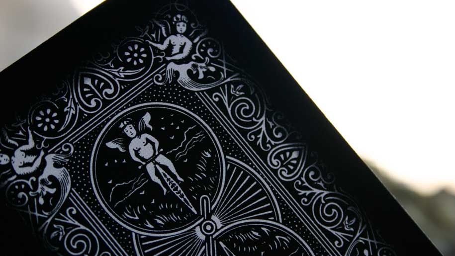Thumbnail: Black Ghost Playing Cards