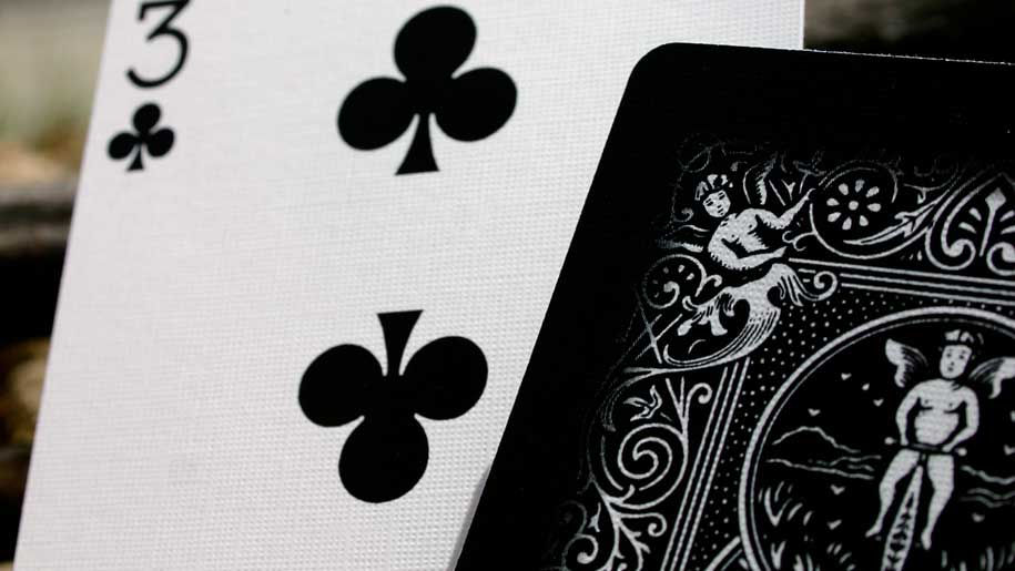 Thumbnail: Black Ghost Playing Cards