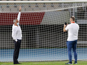 Harry Kane ช่วยท็อตแนมผ่าน Shkendija หลังจากการโต้เถียงเรื่องเสาประตู