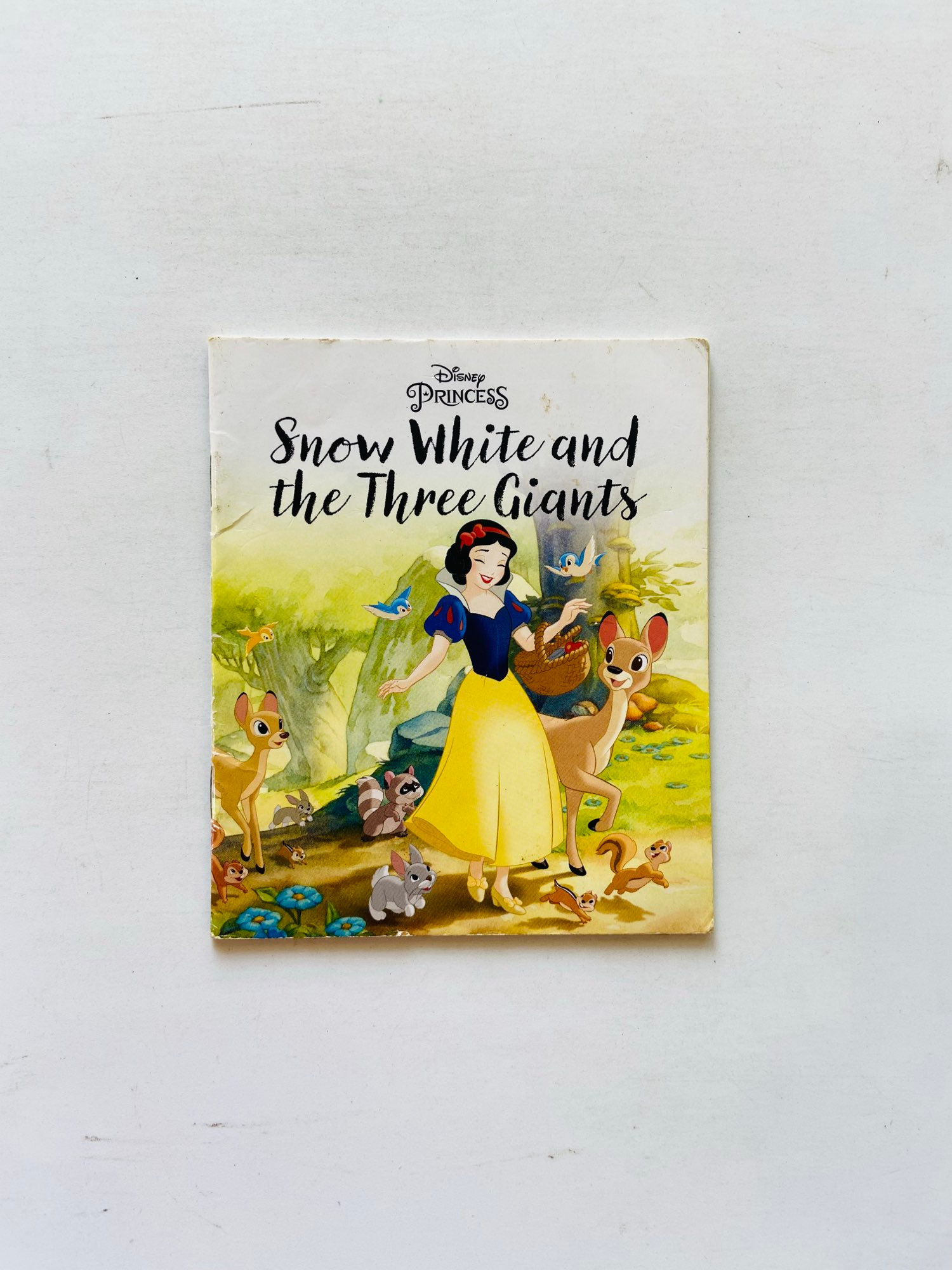 Snow white and the three gaints
