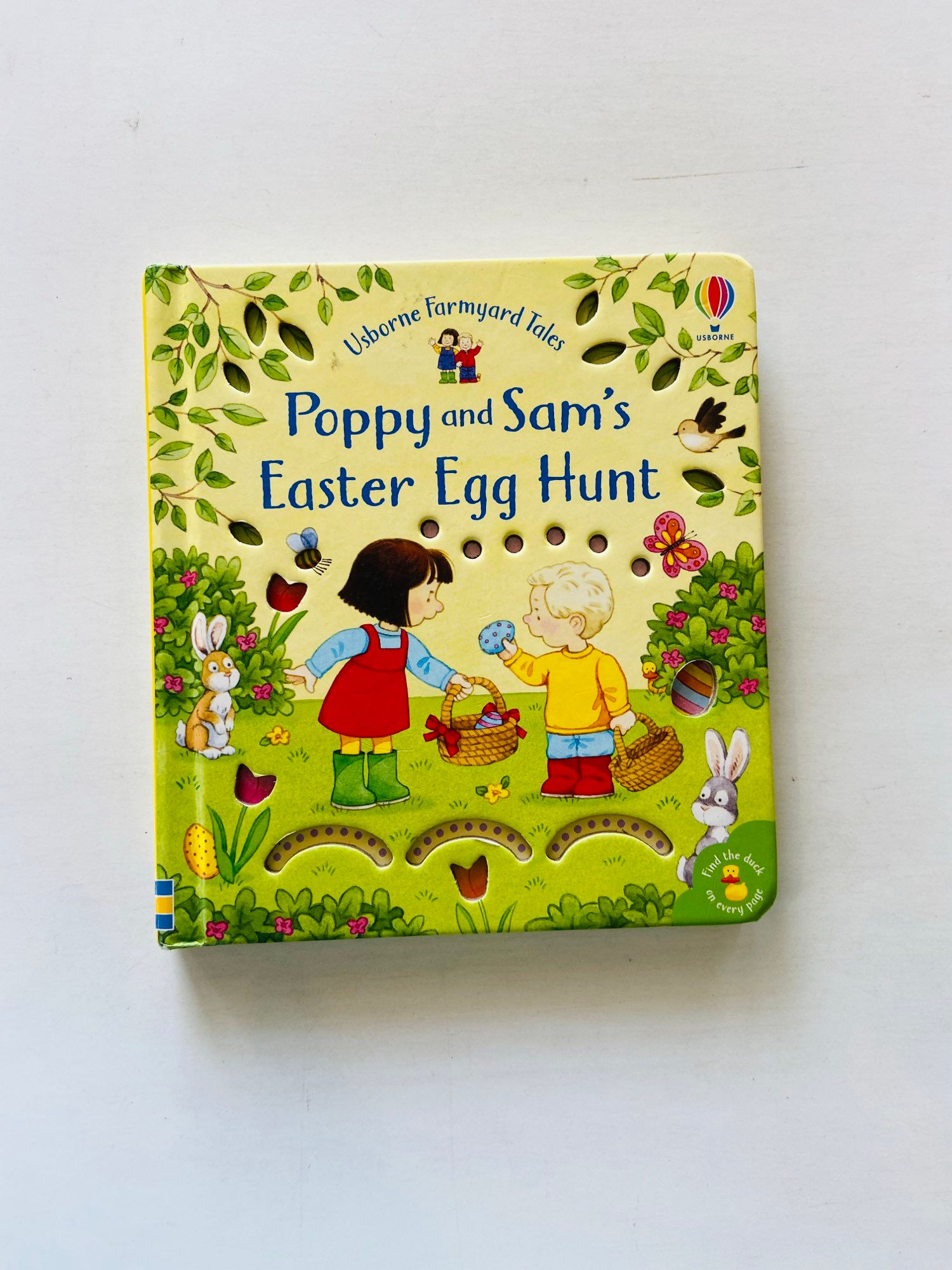 Poppy and sam's easer egg hunt
