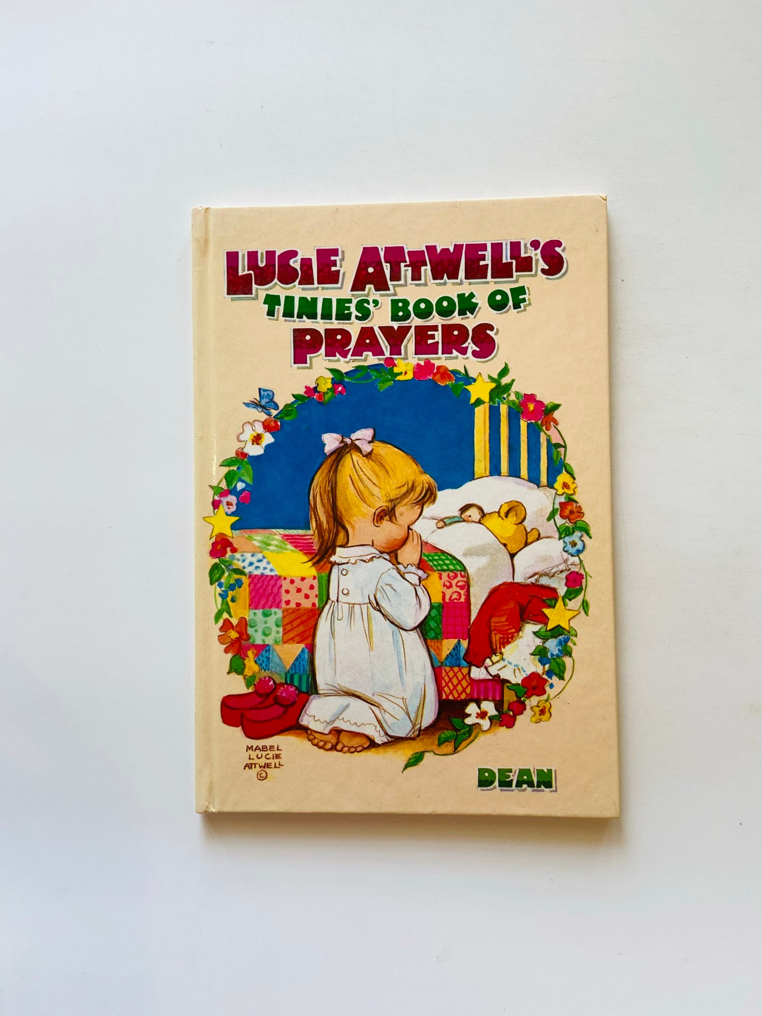 Lucie attwell's tinies' book of prayers - light
