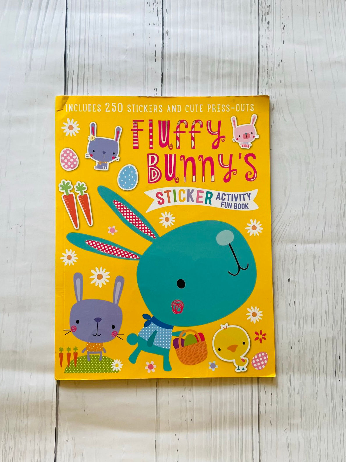 Funny bunny's sticker activity fun book