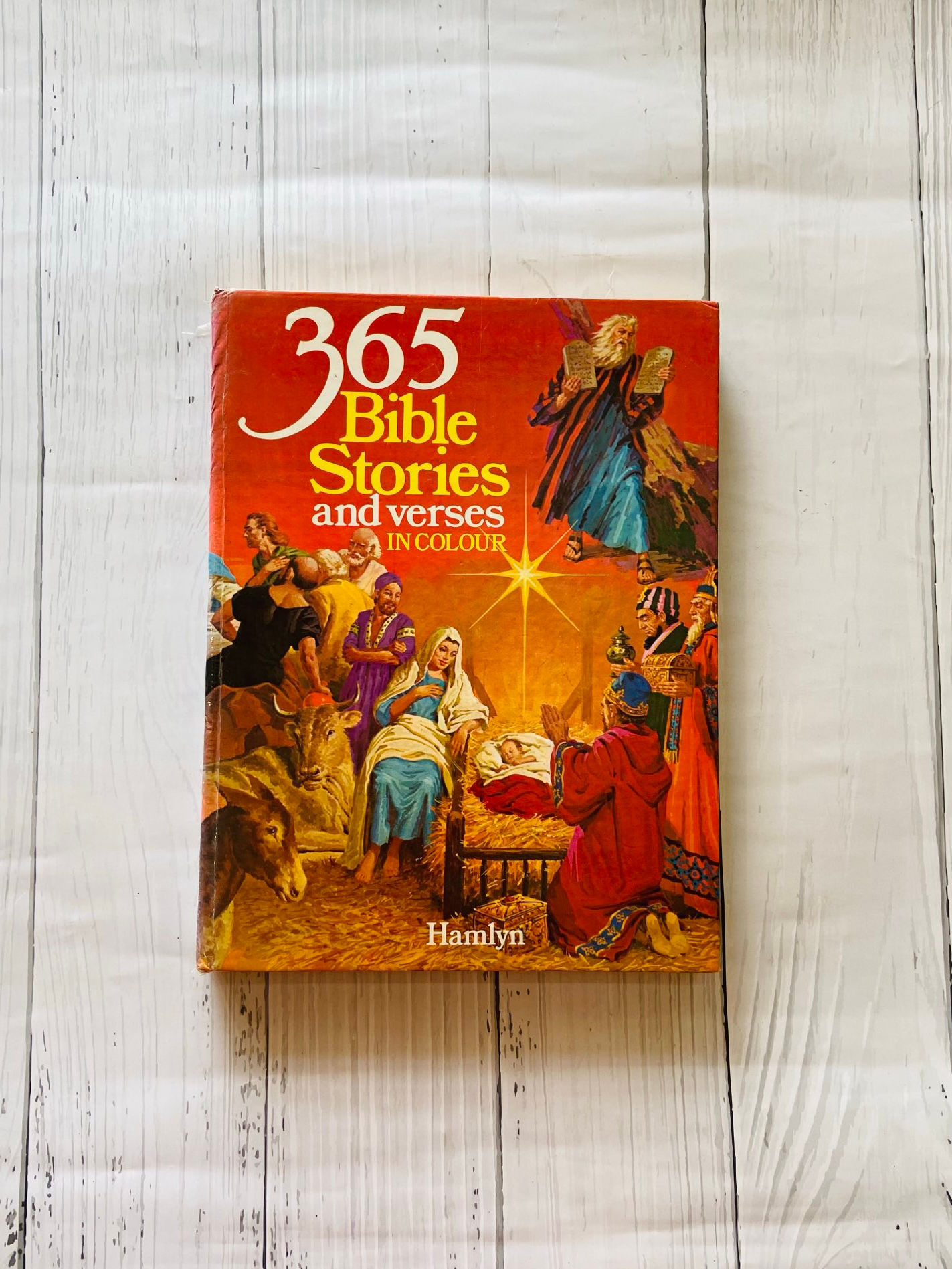 365 Bible stories and verses in colour