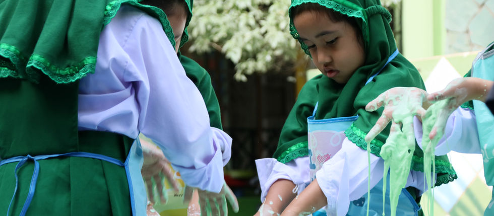 Latih Motorik dan Kreativitas Anak Lewat Creative Play Day TK Islam Al Azhar 13 Rawamangun