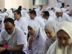 Agenda Keagamaan Unggulan: Prosesi Khotmul Qur'an Murid SDI Al Azhar 13 Rawamangun