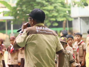 Membentuk Karakter Tangguh Sejak Dini: Kegiatan Pramuka Siaga Kelas 2 SD Islam Al Azhar 13 Rawamangun