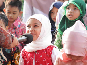 Rayakan Hari Batik Nasional, TKIA 13 Rawamangun Gelar Fashion Show Batik di Sekolah