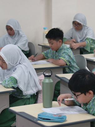 Suasana ruang test penilaian standar murid