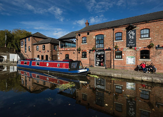 Burscough-Wharf-Canal-Boat-1200x857-1.jpg