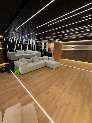 salle de cinéma privé Monaco design prestige habillage complet