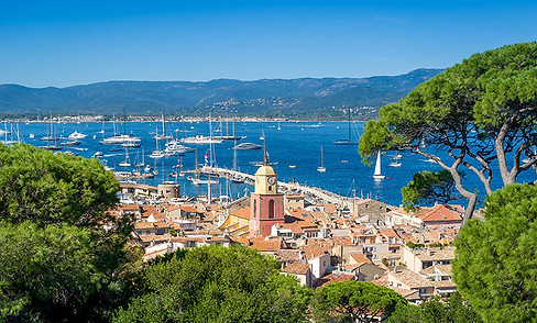 AdobeStock_239835467-ST-TROPEZ.jpg