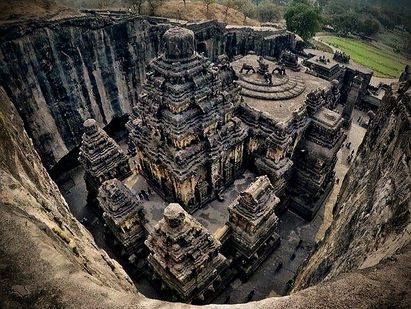                          कैलास मंदिर, एलोरा