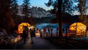 Christmas Market at Lake Carezza