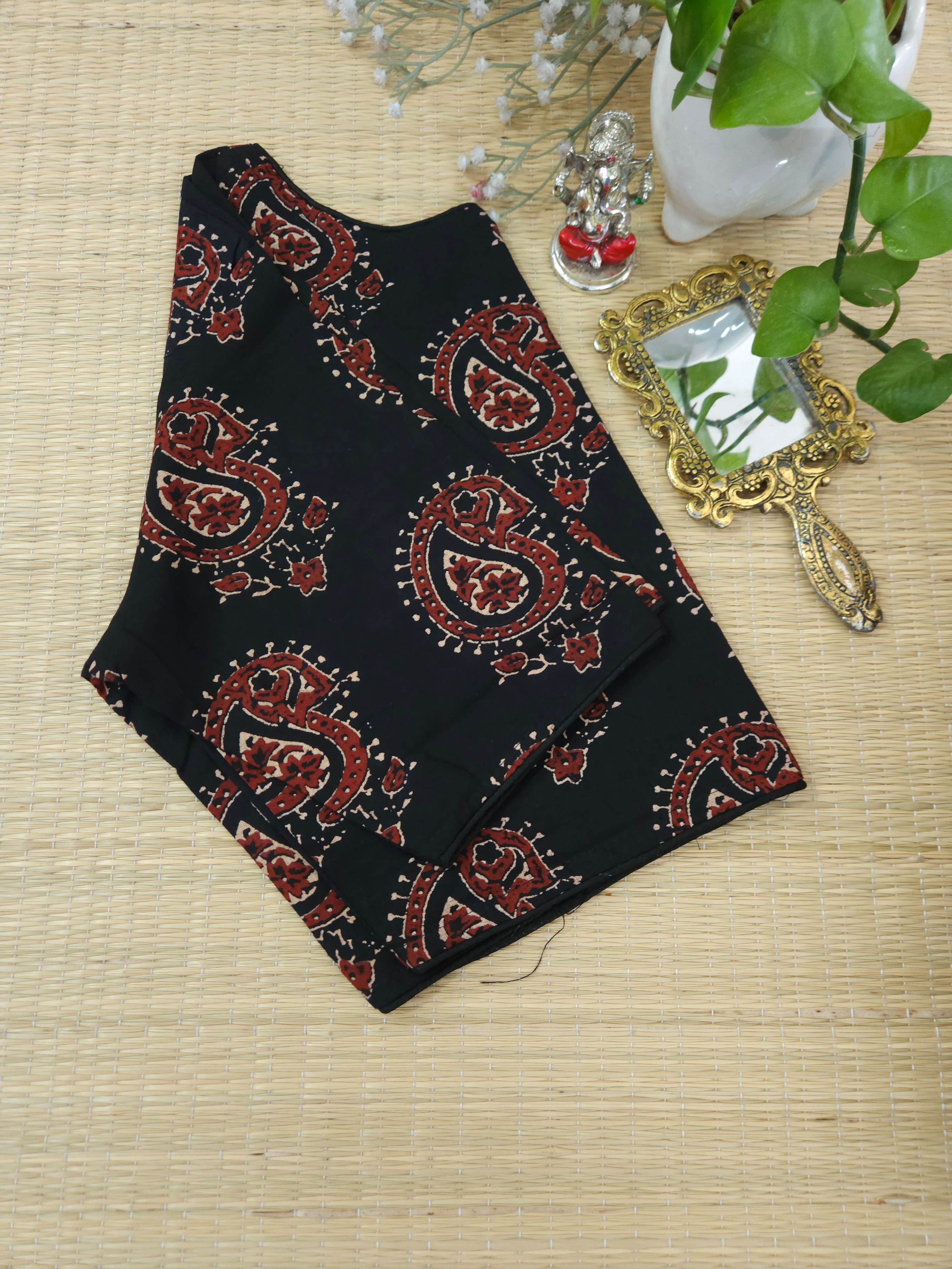 Ready to wear blouse 