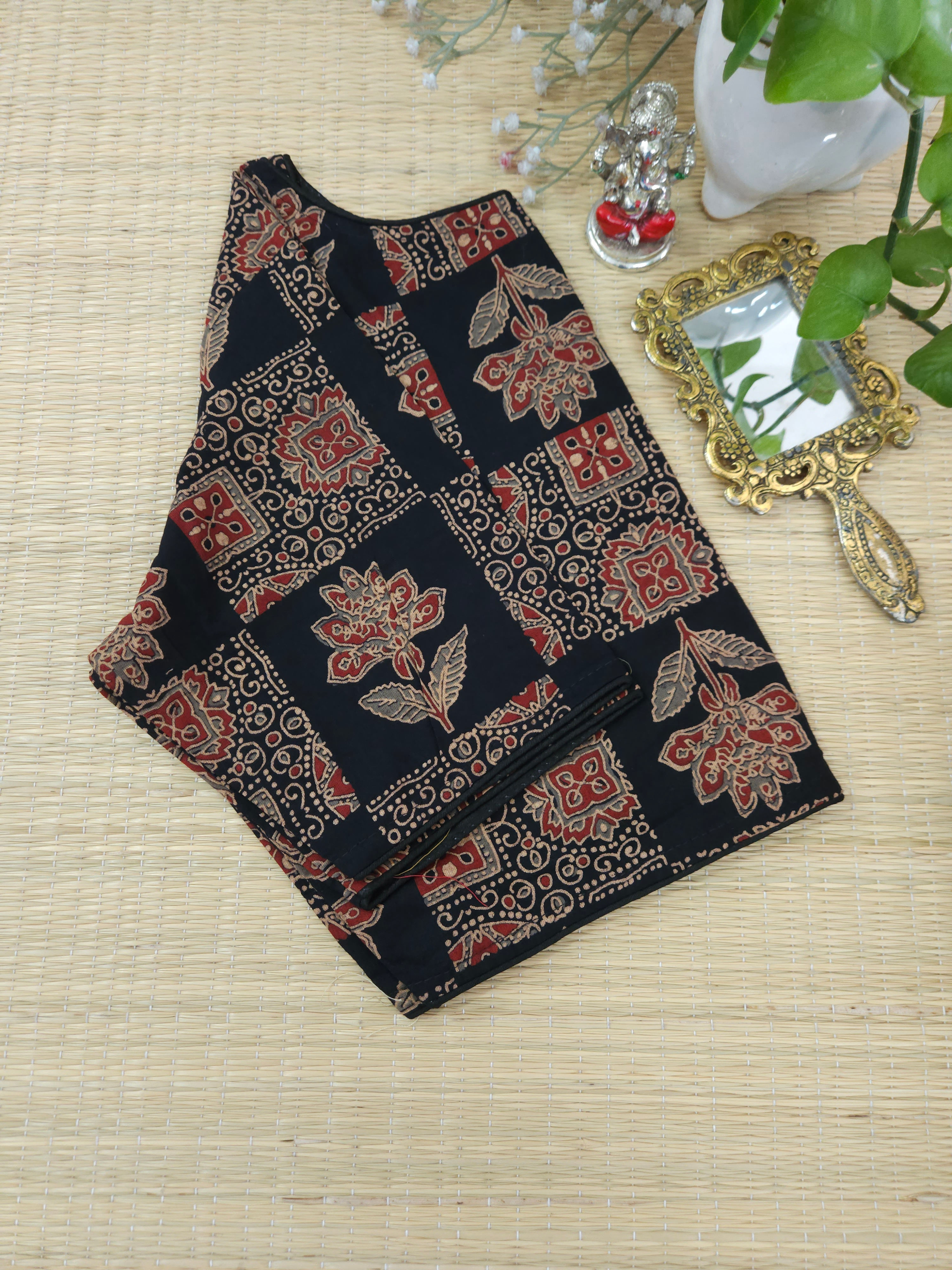 Ready to wear blouse 