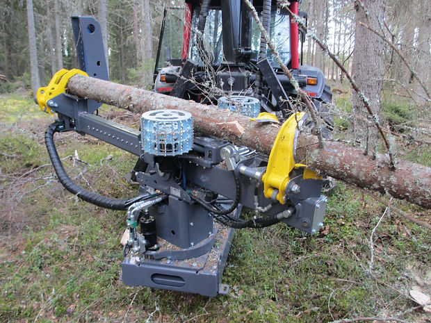 Syketec VH75 combi tractor mounted processor
