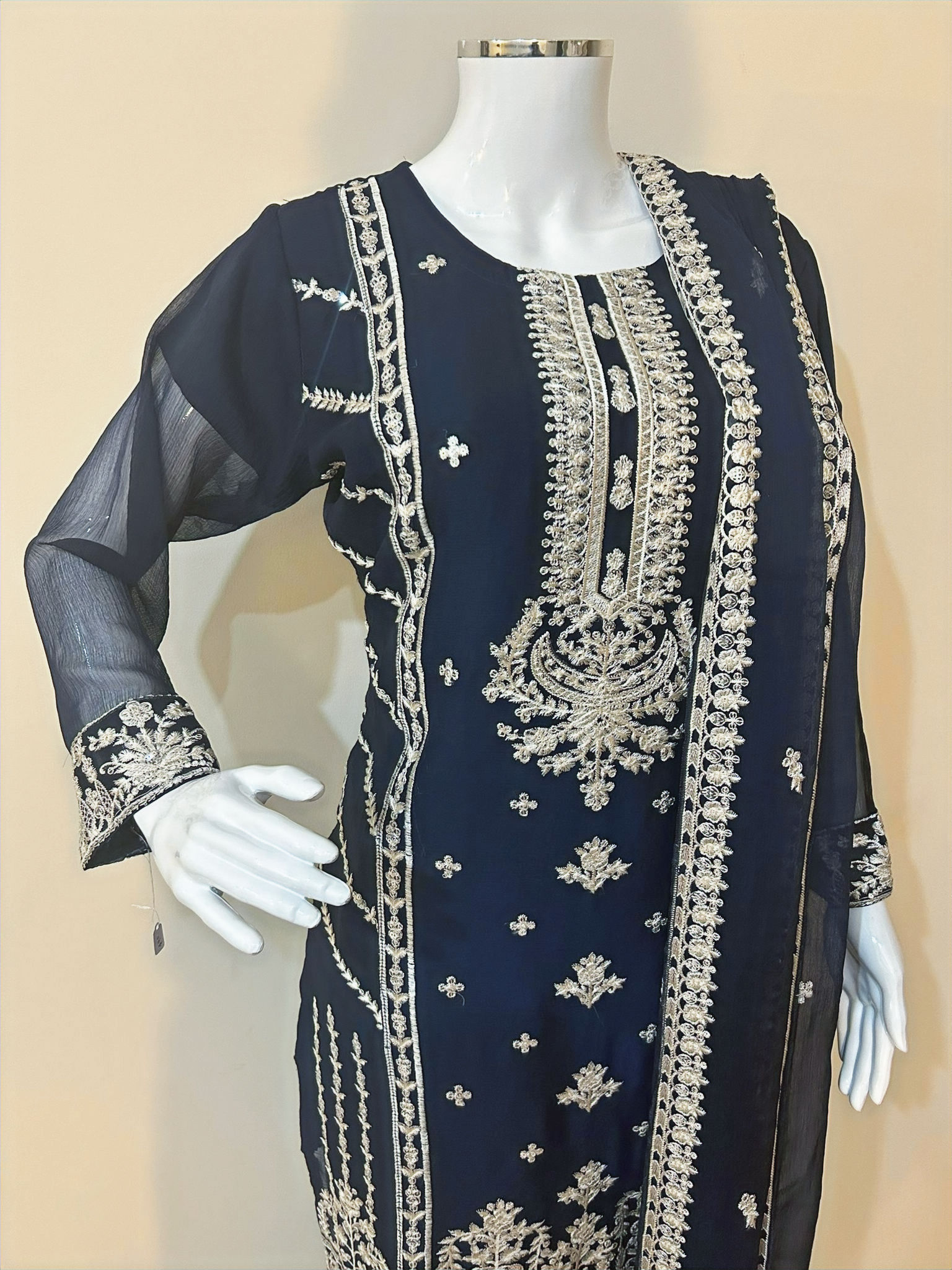 Chiffon 3pc - Black and Gold